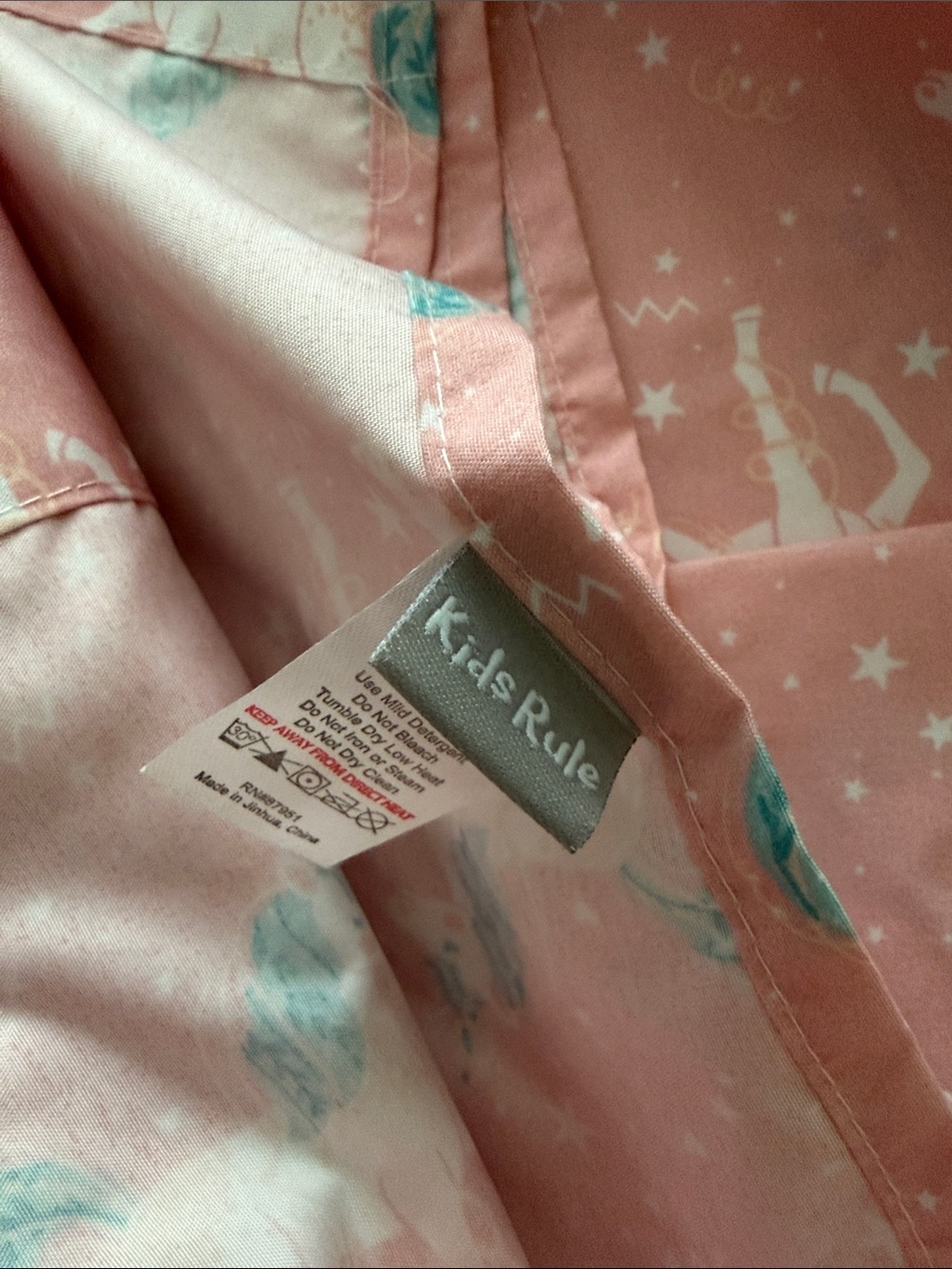 Kids Pink Unicorn Twin sheet set - Picture 2 of 6